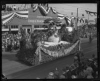 Vase of Flowers float in the Tournament of Roses Parade, Pasadena, 1927