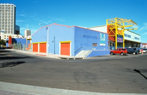 Union market island front: view of the corner of tbe building