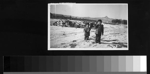 Japanese American children in snow