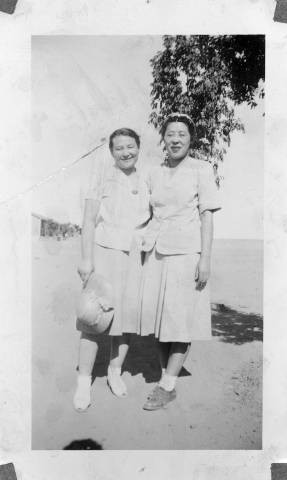 Mary Hanada and Ruth Tsuruda at Granada Relocation Center