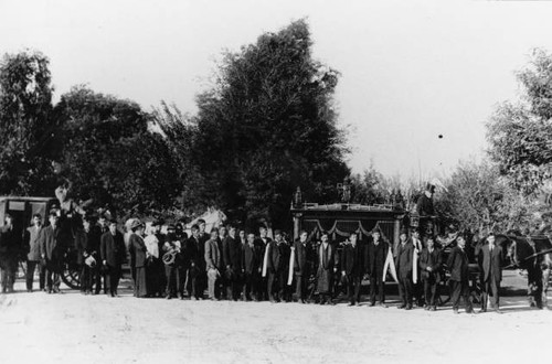 Funeral procession in Florin