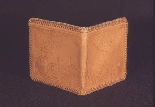 Leather folding wallet