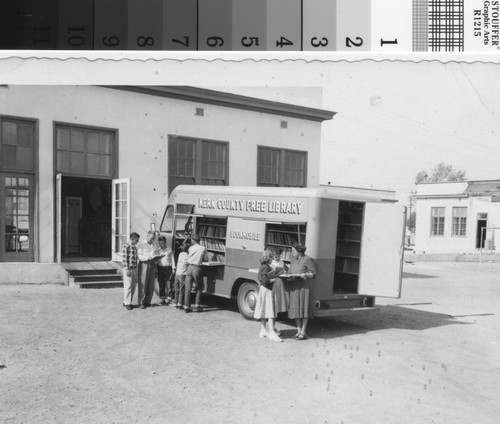 Kern County Free Library Bookmobile at Maricopa School