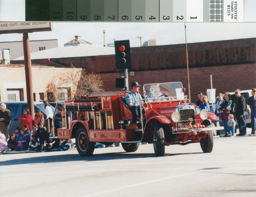 Bakersfield Centennial parade, Fire engine