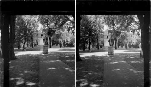 The Wren Bldg. of William and Mary College, Williamsburg, VA