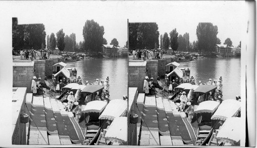 India. State Barge of K.K. the Maarajah of Cashmere before the Museum, Srinagar