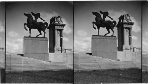 "Indian Warrior" in Grant Park, Chicago, Ill