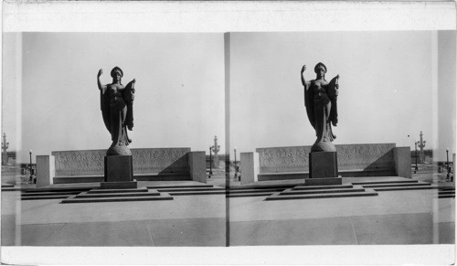 Spirit of Music (Theodore Thomas) Grant Park, Chicago, Ill