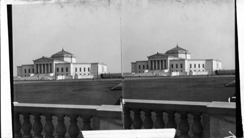 The Shedd Aquarium seen from Marshall Field Museum, Chicago, Ill