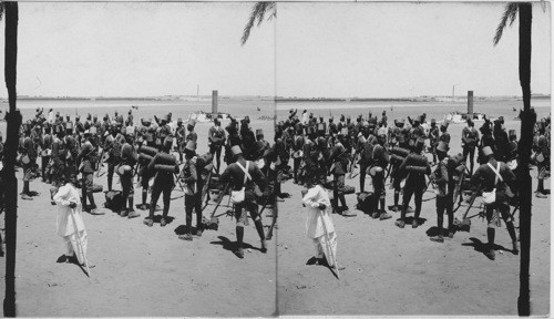 Sudanese soldiers embarking for Fashada. Egypt