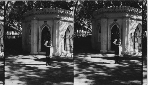 Gate to British Residency, Bombay, India