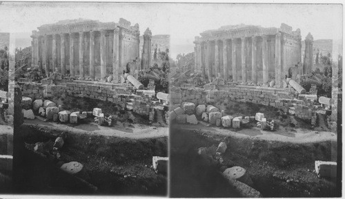 The most beautiful antique structure in the East - The Temple of Bacchus, Syria. Baalbek