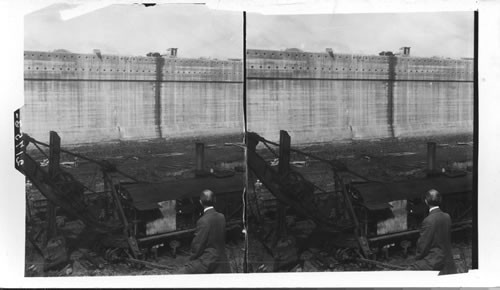 Side view, center wall, showing openings at top where buffers are to be placed to prevent boat's sides from grinding against the wall, Panama