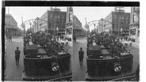 Sight-seeing motor busses, Vancouver, Canada