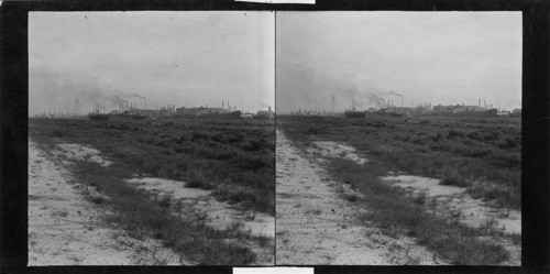 Loading ships with oil, Gulf Refining Co. Port Arthur, Texas