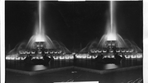 Title: Good night on Buckingham fountain Chicago - Just after the close of the display the water will shoot in a very fine stream over 100 ft. in air - while other jets are turned off. Focal L.: 5 1/2 in Photographer: Dare Photographer No. 170-A