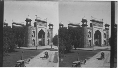 Entrance to the Taj Mahal. Agra, India