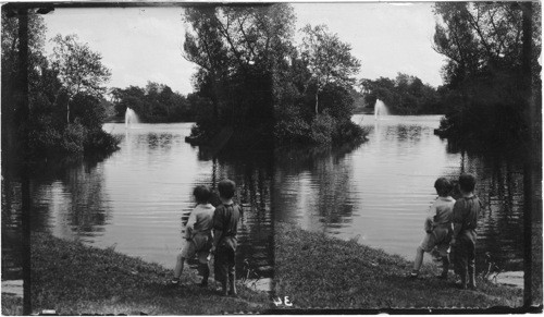 Fountain, Lagoon, Washington Park, Chicago, Ill