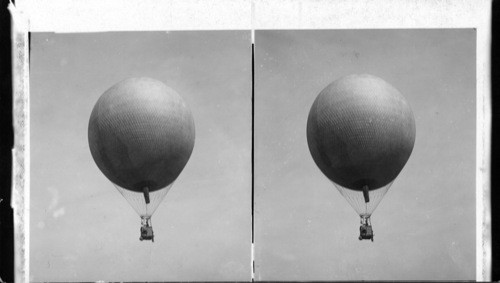 The balloon just after it sprang from the ground. U.S. Army Balloon Corps. Wash., D.C