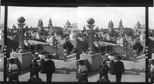 Entrancing beauty of the Exposition - Lower Cascade Gardens fountains and towers of Machinery Hall, Louisiana Purchase Exposition