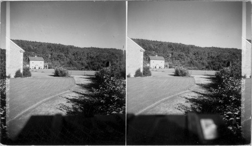 Drake Memorial Park, Titusville, Penna. Corner of Museum shown in left foreground home of Drake Park keeper in left background; Drake Monument in right background