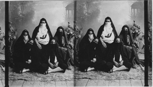 Veiled women of Cairo, Egypt