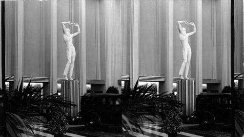 Gen. Motors Exhibit room, Statue by Milles "Precision", Century of Progress, 1933