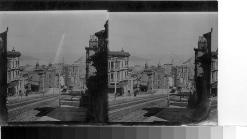 Looking down California St. from Nob Hill, Ferry Building in distance, San Francisco, Cal