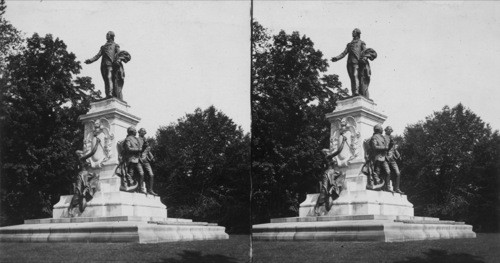 Lafayette Statue, Lafayette Square