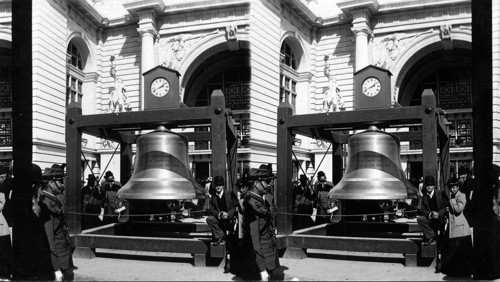 The Columbian Liberty Bell. World's Columbian Exposition