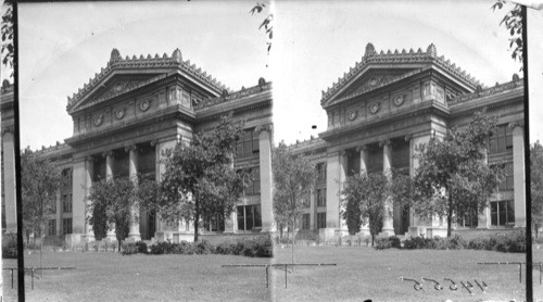 Entrance to Harrison Tech. H.S. Chicago, Ill