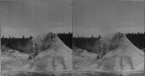 Castle Geyser Cone, Upper Geyser Basin, Yellowstone National Park