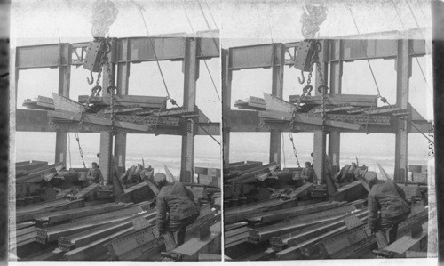 Workmen on the 29th floor of the Metropolitan Tower during one of the coldest days in winter. N.Y.C