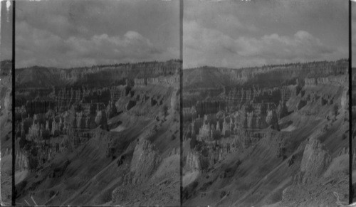 Inspiration Point to Bryce Point. Bryce Canyon, Utah