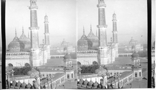 Machchi Bhawan, the great mosque and Constantinople Gate, Lucknow, India