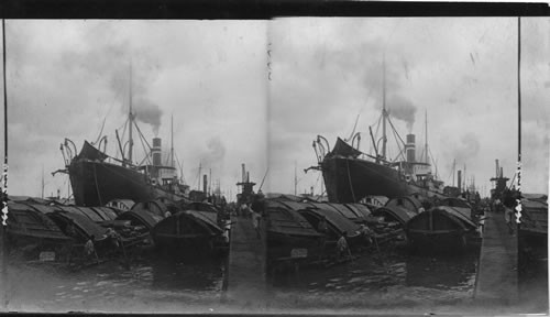 Shipping on the Pasig River - the quay near the Custom House, Manila, Philippine Islands. Old Custom House (EEB)