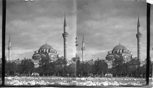 Pigeon Mosque, Stamboul, Turkey