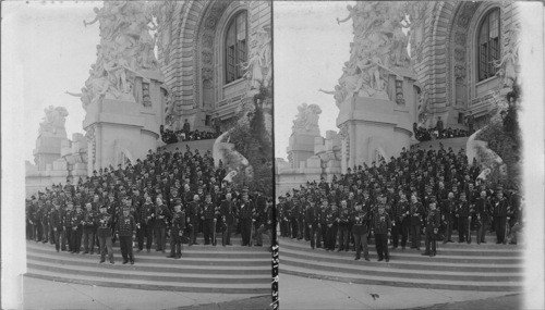 The most famous Bands in France and Mexico - Garde de la Republican and Mexican Artillery Band. Louisiana Purchase Exposition