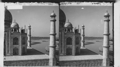 Lovely scene of Indian romance and tragedy, N. W. from Taj Mahal up the Jumna to Agra. India