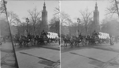 25th St. and 5th Ave. showing tower of Madison Sq. [Square] Garden. N.Y. City, N.Y