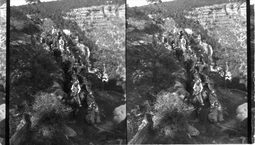 Tourists ready to start on the trip down the Bright Angel Trail