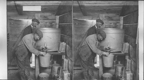 Removing sap from settling tank for further evaporation. Vermont