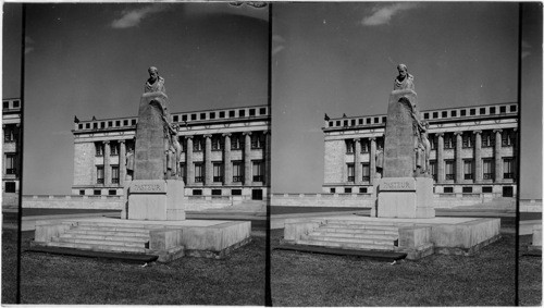 "Pasteur" in Grant Park - Field Museum in background, Chicago, Ill