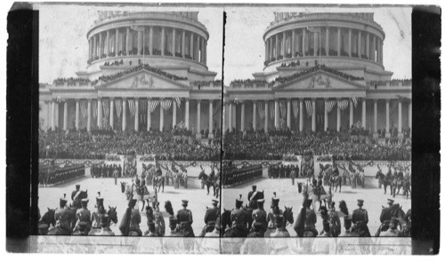 Roosevelt taking the Oath of office, 1905