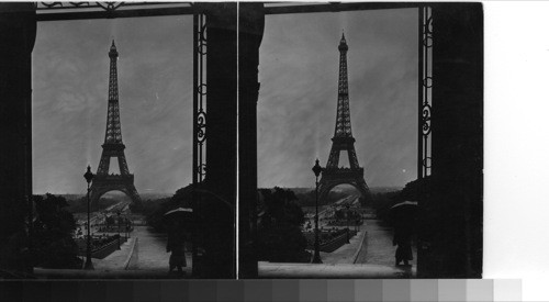 Eiffel Tower from the Trocadero. Paris, France