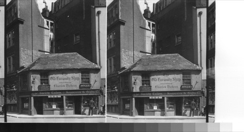 Old curiosity shop. London, Eng