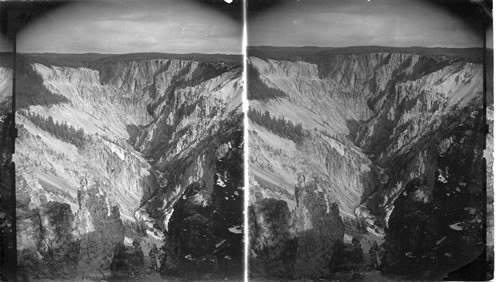 A Thousand Times Better than Words - A Stereoscope's Description of the Grand Canyon of the Yellowstone National Park. Wyo