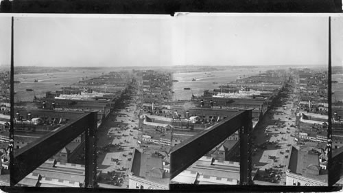 Busy West St. Showing Hudson River and Docks of Ocean Liners and Sound Steamers, N.Y