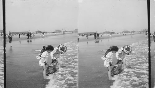 Beach Scene, Coney Island, N. York