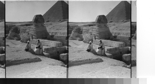 The Sphinx and Cheops from the temple of Khefren. Giza, Egypt